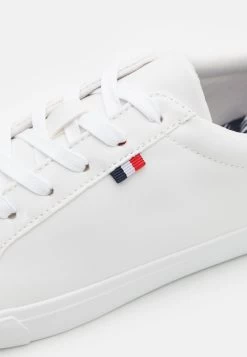 Pier One Prix Favorable UNISEX – Baskets Basses Baskets & Sneakers Rond -Fashion Soldes def1a1b8def040e8a2692faf3249e43e