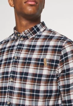 Pier One Chemise Prix Abordable Chemises Col à Boutons Homme -Fashion Soldes e02d17edc3de4a6598f6f1144569dc8a