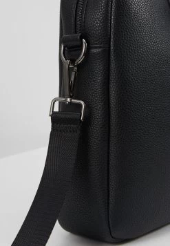 Pier One Sac Ordinateur Discount En Ligne Sacs Compartiment Pour Pc Portable Homme 13 Pier One Sac Ordinateur Discount En Ligne Sacs Compartiment Pour Pc Portable Homme -Fashion Soldes e25e861b1f9444b79c12265432ffc2a5