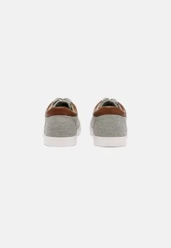 Pier One Soldes Baskets Basses Sneakers Rond Unisex 12 Pier One Soldes Baskets Basses Sneakers Rond Unisex -Fashion Soldes e648693cc04542f3abf3ac4ca89b53c6