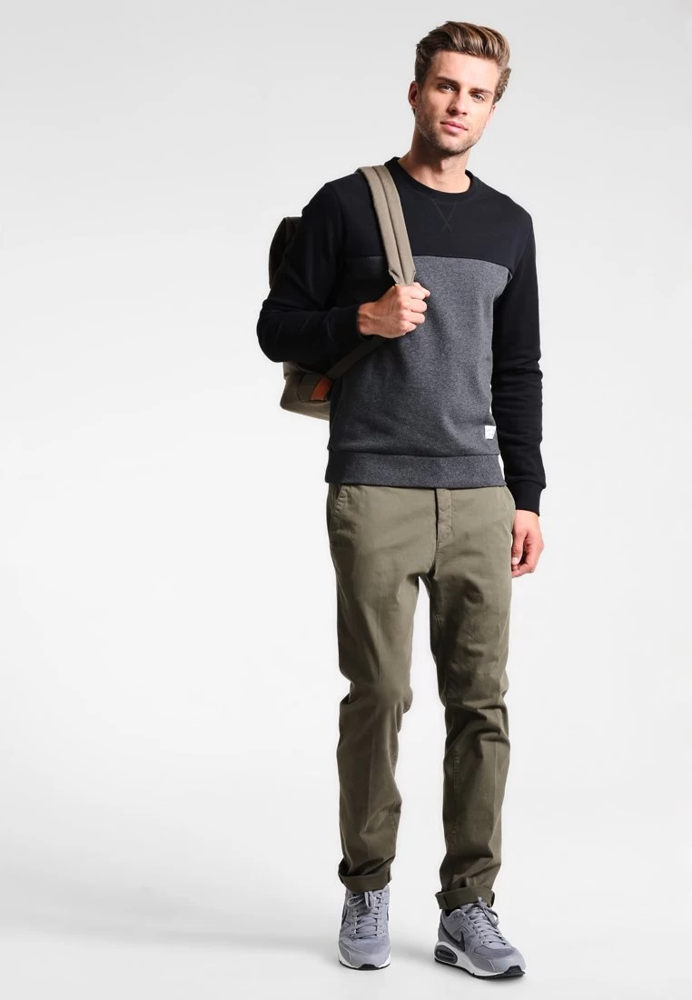 Pier One Prix Imbattable Sweatshirt Pulls Et Gilets Col Rond Homme 2 Pier One Prix Imbattable Sweatshirt Pulls Et Gilets Col Rond Homme â Image 2