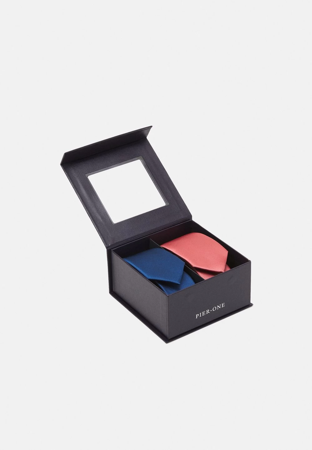 En Remise Pier One 2 PACK – Cravate Cravates Et Accessoires De Costume Couleur Unie Homme 3 En Remise Pier One 2 PACK – Cravate Cravates Et Accessoires De Costume Couleur Unie Homme – Image 3