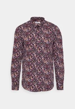 Garantie De Qualité 100% Pier One FESTIVE AOP – Chemise Chemises Col Kent Homme 11 Garantie De Qualité 100% Pier One FESTIVE AOP – Chemise Chemises Col Kent Homme -Fashion Soldes ea6509f282dc44d38d7cf7561a41de3b 1