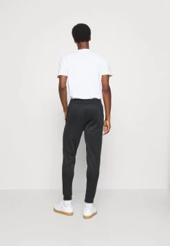 Prix Légers Pier One Pantalon De Survêtement Pantalons Normale Homme 8 Prix Légers Pier One Pantalon De Survêtement Pantalons Normale Homme -Fashion Soldes eaa5ac7ec9c64a82a0c1e17fc11c4555
