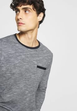 Prix Incroyables Pier One T-shirt à Manches Longues T-shirts Col Rond Homme -Fashion Soldes ef9d5992d5f347e7992cfbd8040ccf7e