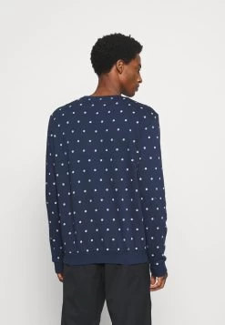 Pier One Se Vend Bas Prix Sweatshirt Pulls Et Gilets Col Rond Homme 10 Pier One Se Vend Bas Prix Sweatshirt Pulls Et Gilets Col Rond Homme -Fashion Soldes f20c8451fc3d490097f08018fd365e04