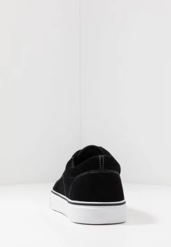 Pier One Baskets Basses Prix Affortable Sneakers Rond Homme 10 Pier One Baskets Basses Prix Affortable Sneakers Rond Homme -Fashion Soldes f3102e234cc644cbbdfa83ccfdc4990f