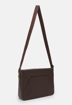 Pier One Assurance De L’Authenticité Sac Bandoulière Sacs Compartiment Pour Pc Portable Homme -Fashion Soldes f5ce50be7ca44cf9860ccb6cd05d09fa