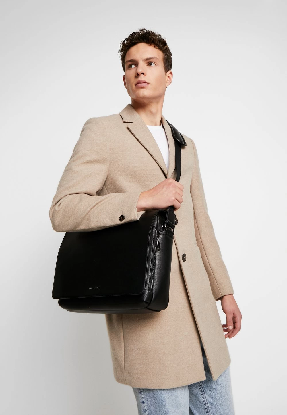 Pier One Meilleur Prix Garanti Sac Bandoulière Sacs Compartiment Pour Pc Portable Homme 2 Pier One Meilleur Prix Garanti Sac Bandoulière Sacs Compartiment Pour Pc Portable Homme – Image 2