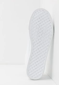 Pier One UNISEX – Baskets Basses Rabais Sneakers Rond Homme 10 Pier One UNISEX – Baskets Basses Rabais Sneakers Rond Homme -Fashion Soldes f6f439c1c8a34a16a70976b7ffa88758