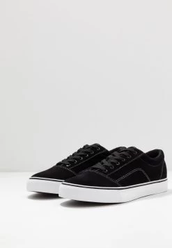 Pier One Baskets Basses Prix Affortable Sneakers Rond Homme 9 Pier One Baskets Basses Prix Affortable Sneakers Rond Homme -Fashion Soldes f7acdc20572e4b868116aaf4e00abd94