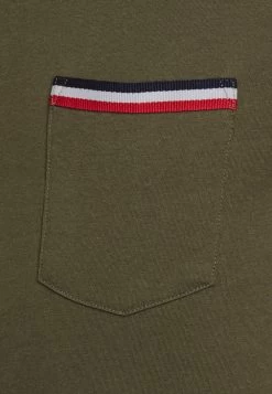 Prix Raisonnable Pier One T-shirt Basique T-shirts Col Rond Homme 15 Prix Raisonnable Pier One T-shirt Basique T-shirts Col Rond Homme -Fashion Soldes f97f1ed979df440ebe0e4a125ca4d0c7