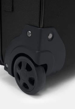 Pier One Prix Ourlé UNISEX – Valise à Roulettes Sacs De Voyage Et Valises Fermeture éclair 9 Pier One Prix Ourlé UNISEX – Valise à Roulettes Sacs De Voyage Et Valises Fermeture éclair -Fashion Soldes fa1bd0743774491e8f8e3e9cd79bab03